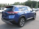 Used 2023 Nissan Rogue SV image 4