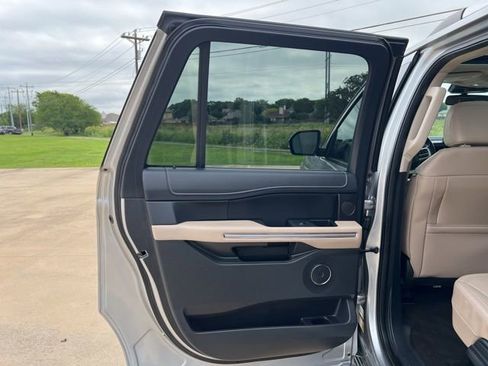 Used 2023 Ford Expedition Max Limited RWD image 16