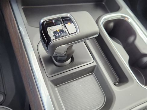 New 2026 GMC Sierra 1500 SLT w/ SLT Premium Plus Package image 14