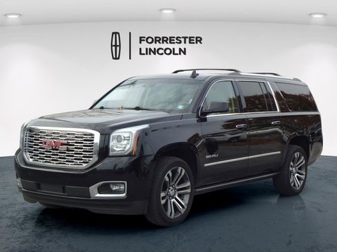 Used 2018 GMC Yukon XL Denali w/ Denali Ultimate Package image 7