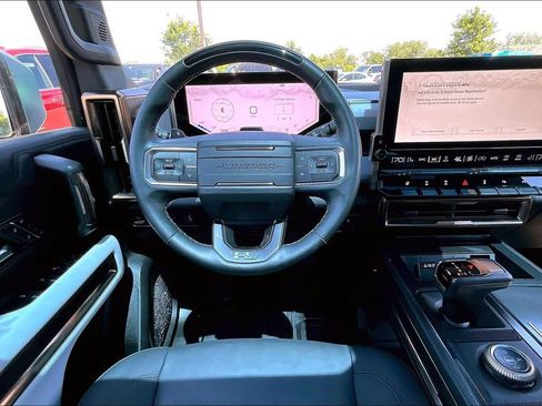 Used 2024 GMC Hummer EV 3X w/ Omega Edition AWD/4WD image 10