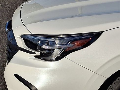Used 2025 Subaru Legacy Premium image 30