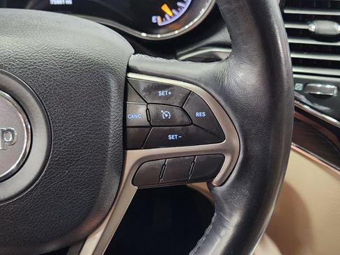 Used 2022 Jeep Grand Cherokee Limited RWD image 49