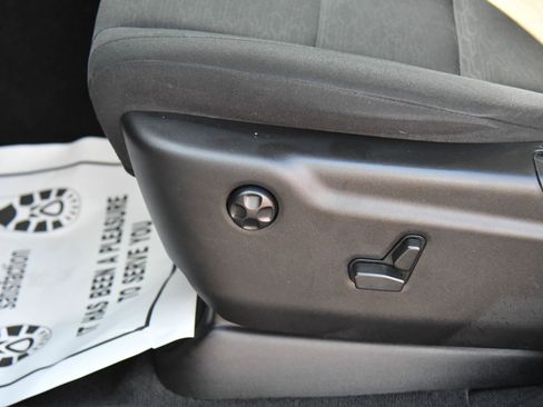 Used 2022 Dodge Durango SXT image 16