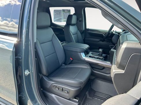 Used 2025 Chevrolet Silverado 1500 LTZ w/ LTZ Premium Package image 10