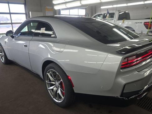 Used 2024 Dodge Charger Daytona Scat Pack w/ Plus Group AWD/4WD image 6