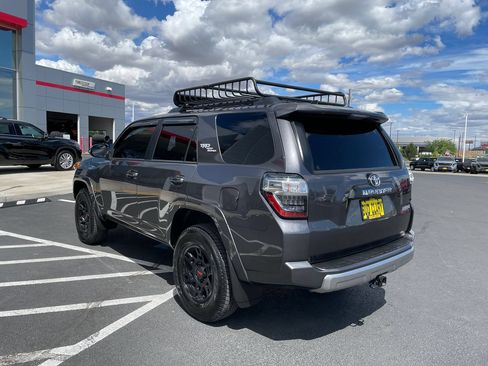Certified 2023 Toyota 4Runner TRD Off-Road Premium w/ Moonroof Package AWD/4WD image 5