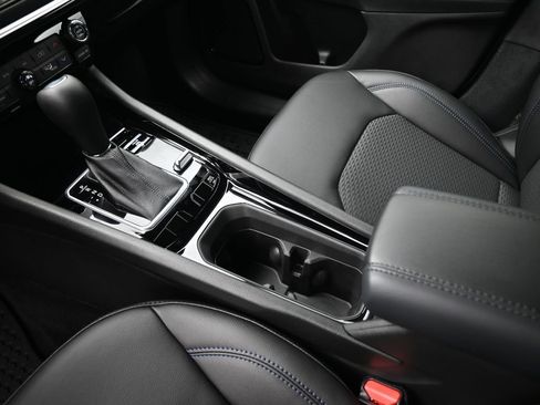 New 2026 Jeep Compass Latitude AWD/4WD image 31