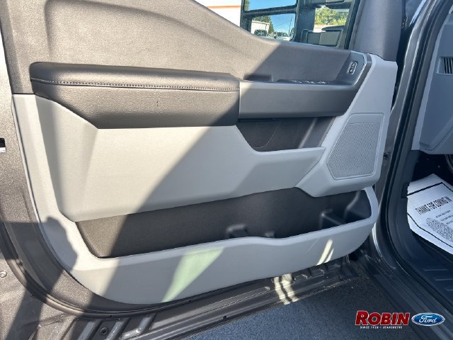 New 2026 Ford F250 XL w/ STX Appearance Package AWD/4WD image 11