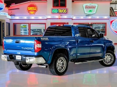 Used 2018 Toyota Tundra SR5 image 3