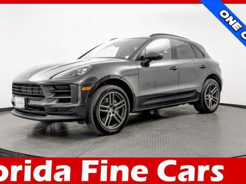 Used 2020 Porsche Macan S AWD/4WD image 1