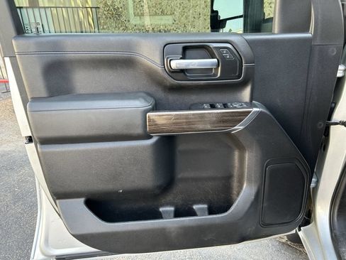 Used 2020 Chevrolet Silverado 2500 LT w/ All Star Edition AWD/4WD image 11