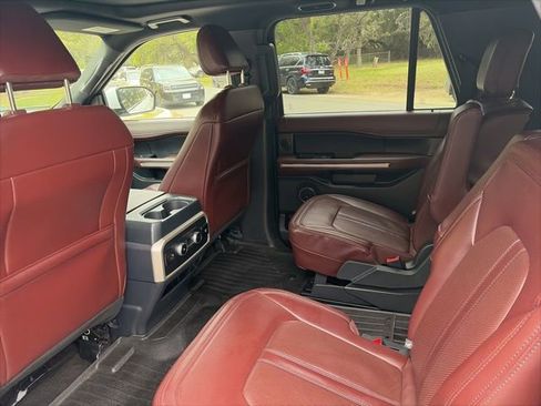 Used 2022 Ford Expedition Max Limited RWD image 9