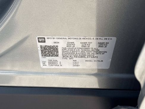 Used 2024 GMC Terrain SLE AWD/4WD image 36