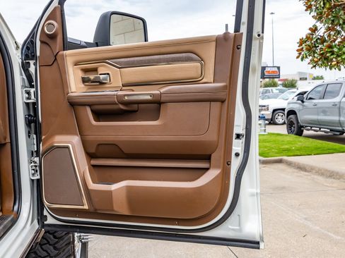 Used 2024 RAM 3500 Limited w/ Towing Technology Group AWD/4WD image 38