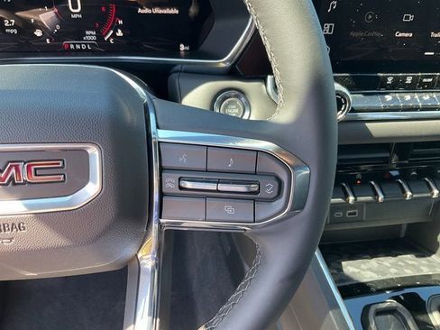 New 2026 GMC Canyon Elevation image 8