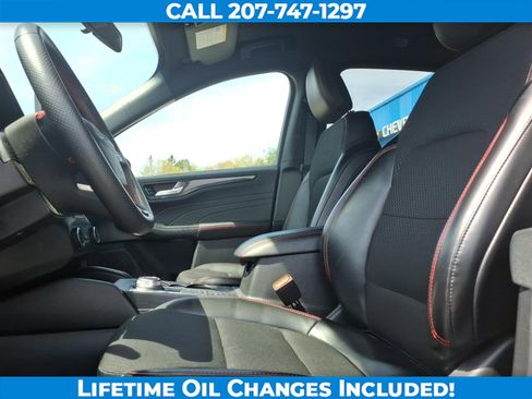 Used 2025 Ford Escape ST-Line AWD/4WD image 13