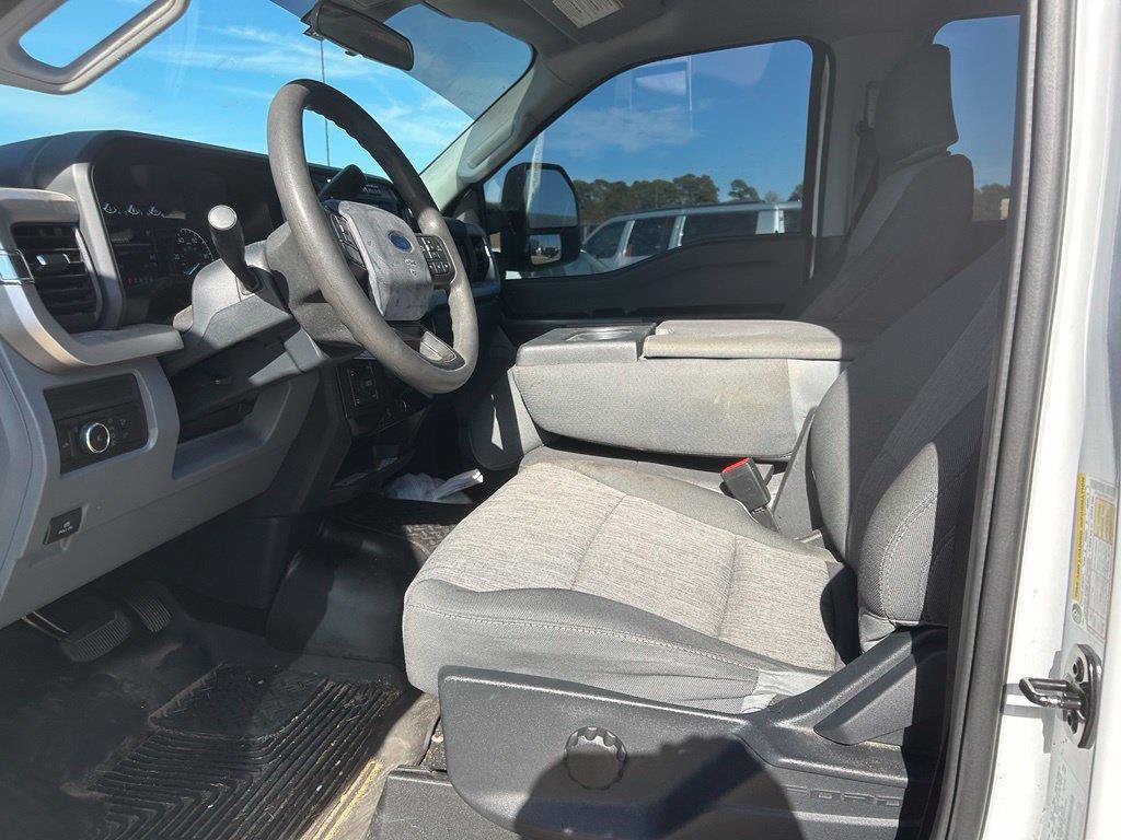 Used 2023 Ford F250 XL w/ STX Appearance Package AWD/4WD image 9