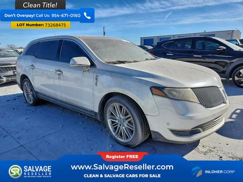 Used 2013 Lincoln MKT AWD image 5