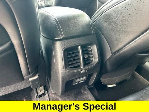 Used 2019 Jeep Cherokee Latitude Plus AWD/4WD image 40