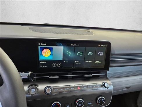 New 2026 Hyundai Kona SE image 14