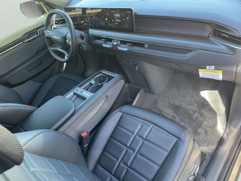 New 2026 Kia EV9 Land w/ Nightfall Edition Package image 10