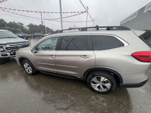 Used 2019 Subaru Ascent Premium w/ Popular Package #3 image 6