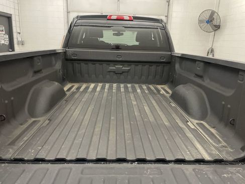 Used 2019 Chevrolet Silverado 1500 LT w/ All Star Edition AWD/4WD image 17