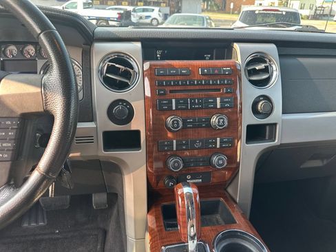 Used 2010 Ford F150 Lariat AWD/4WD image 22