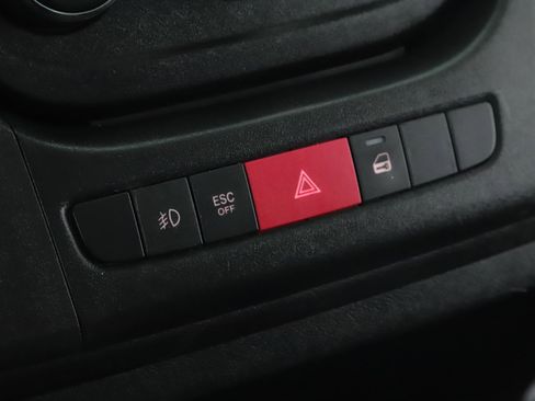 Used 2021 RAM ProMaster 1500 w/ Convenience Group image 12