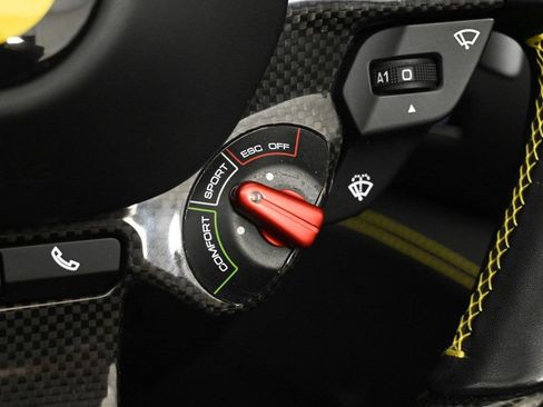 Certified 2020 Ferrari Portofino image 23