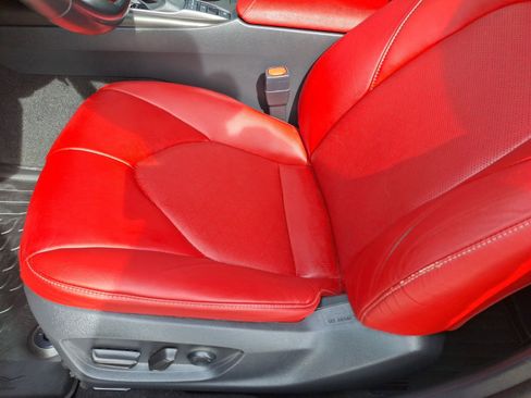Used 2022 Toyota Camry XSE FWD image 15