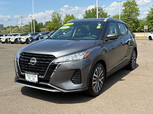 Used 2023 Nissan Kicks SV FWD image 5