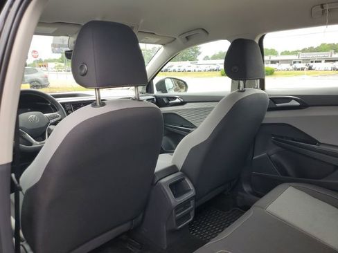 Certified 2024 Volkswagen Taos S FWD image 12