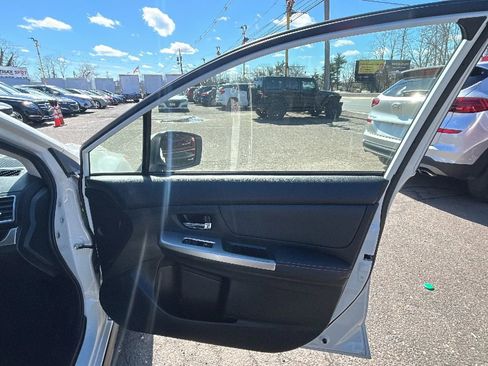 Used 2016 Subaru Crosstrek 2.0i Limited image 13