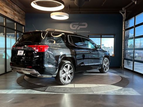 Used 2017 GMC Acadia Denali w/ Technology Package AWD/4WD image 3