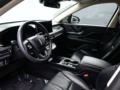 Used 2023 Lincoln Corsair FWD w/ Equipment Group 101A image 8