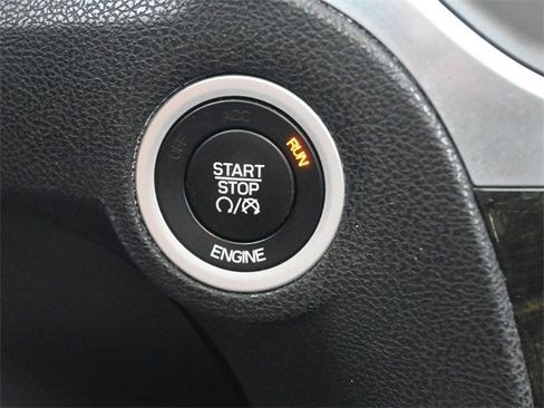 Used 2016 Chrysler 300 C w/ Safetytec Plus Group image 7