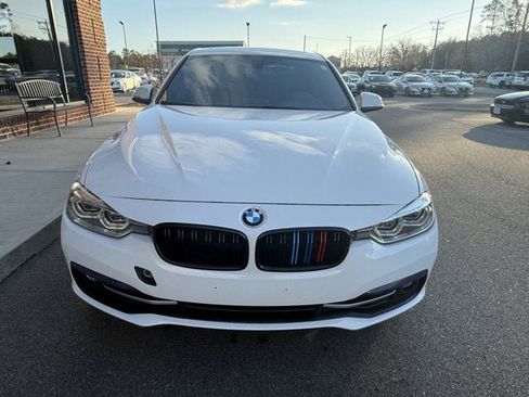 Used 2018 BMW 330i xDrive Sedan w/ Convenience Package image 7
