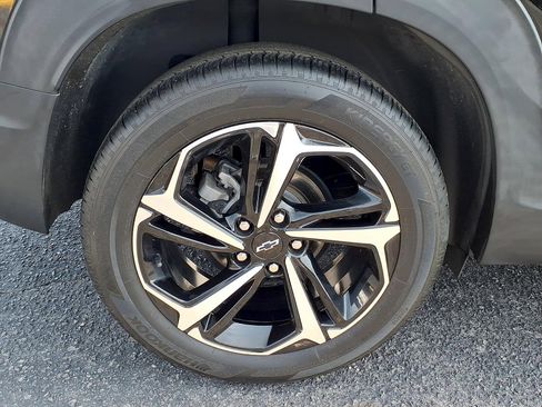 Used 2021 Chevrolet TrailBlazer RS w/ Sun and Liftgate Package image 7