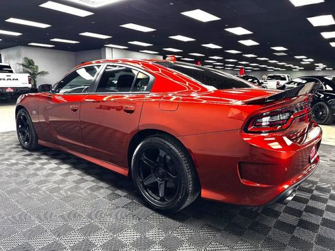 Used 2020 Dodge Charger R/T w/ Plus Group RWD image 9