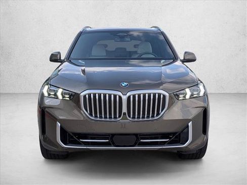 Used 2026 BMW X5 sDrive40i RWD image 2