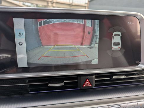 Used 2023 Hyundai Ioniq 6 SEL image 15