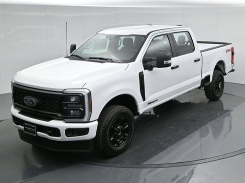Used 2024 Ford F250 XL w/ STX Appearance Package AWD/4WD image 38