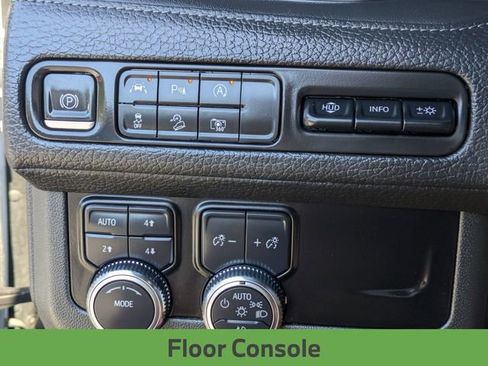 Used 2023 GMC Yukon Denali AWD/4WD image 20