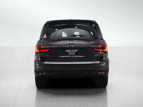 Used 2024 INFINITI QX80 Premium Select image 5