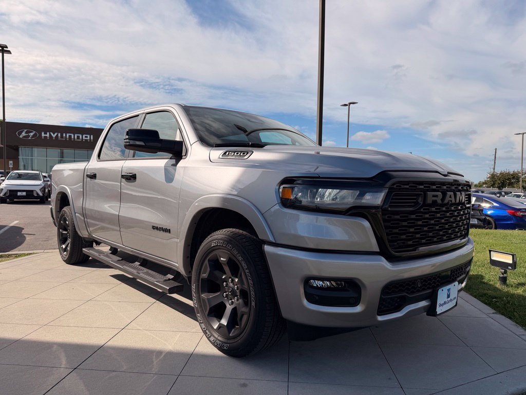 Used 2025 RAM 1500 Big Horn AWD/4WD image 11