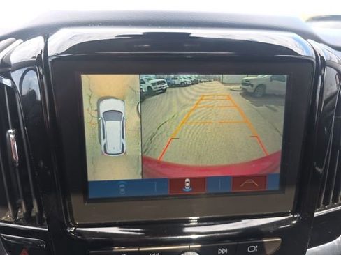 Used 2018 Chevrolet Traverse Premier image 36