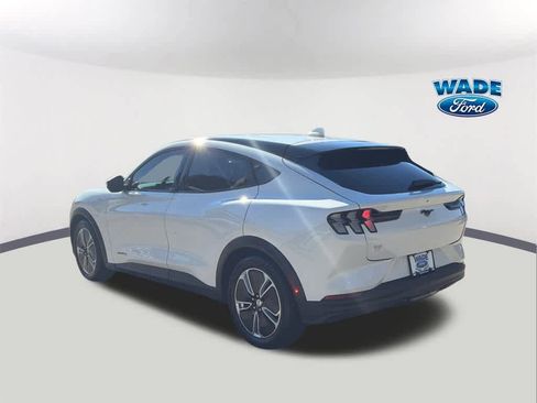 Used 2022 Ford Mustang Mach-E Select image 7
