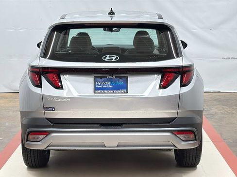 Used 2026 Hyundai Tucson SE FWD image 5